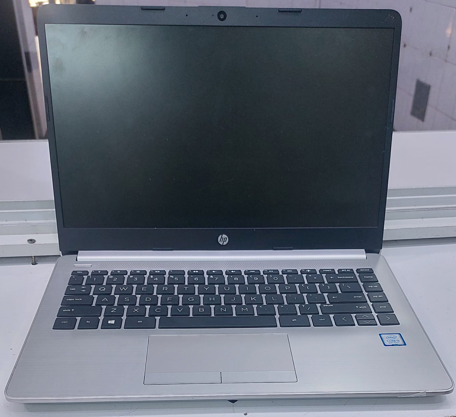 Hp 348 G5 Corei5 8gb ram 256 ssd 8th generation